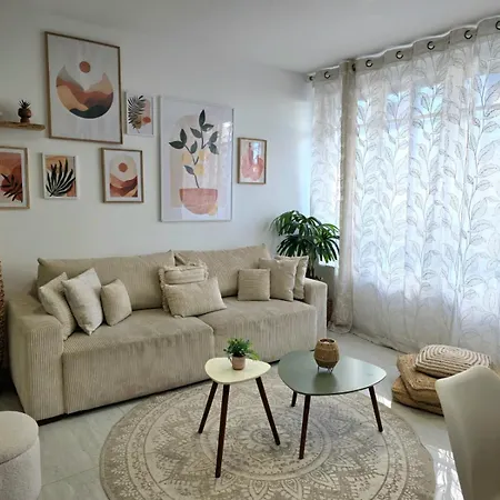 Boheme Chic - 2 - Centre Apartment